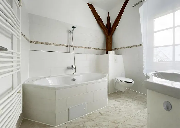 Apartments-alt-marzahn * Berlin